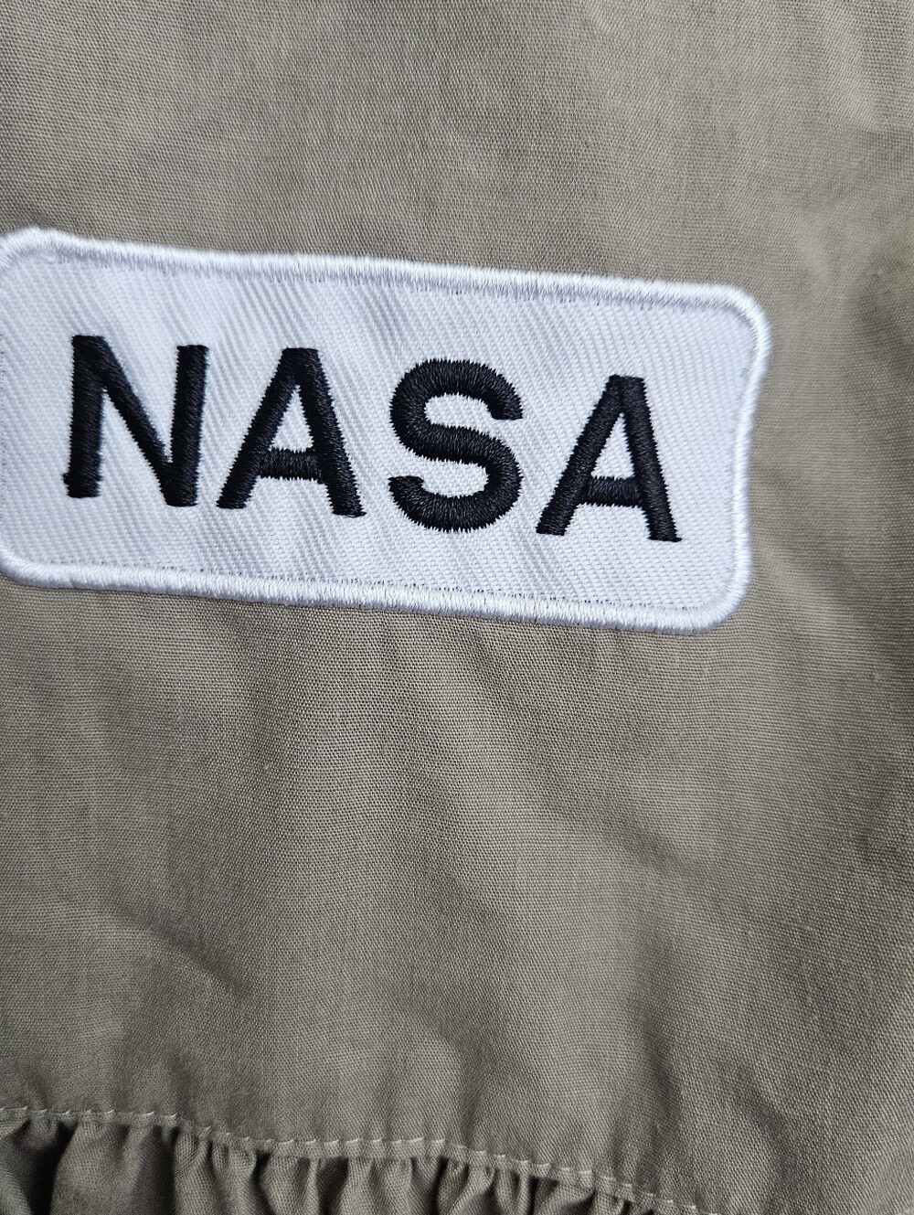 Buzz Aldrin NASA top - Picture 3 of 6